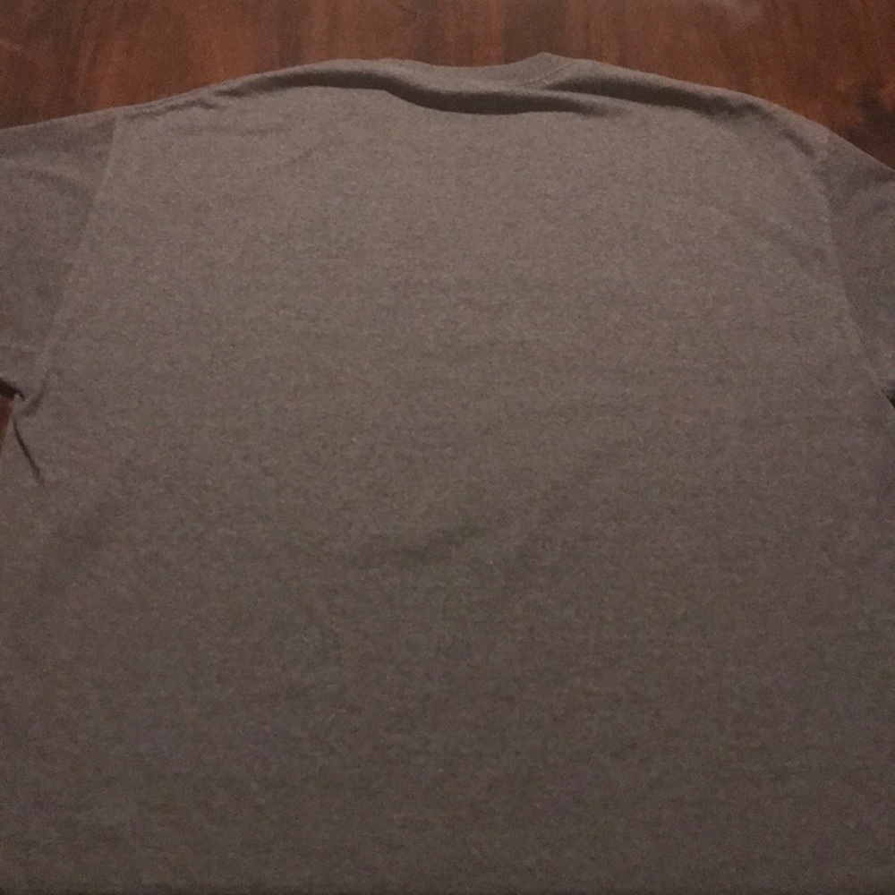 Famous tee - Picture 4 of 4